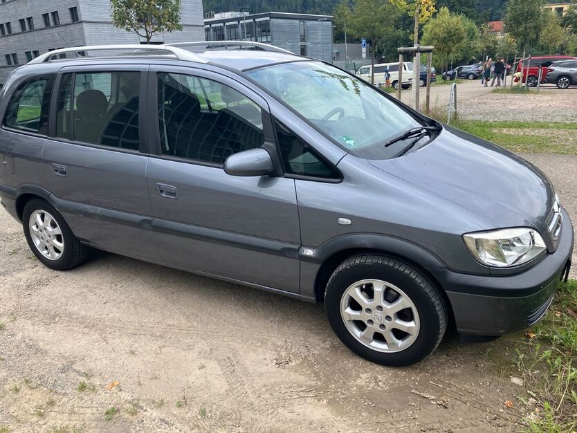 Opel Zafira 165.500 km 1.800 € Waldkirch 79183