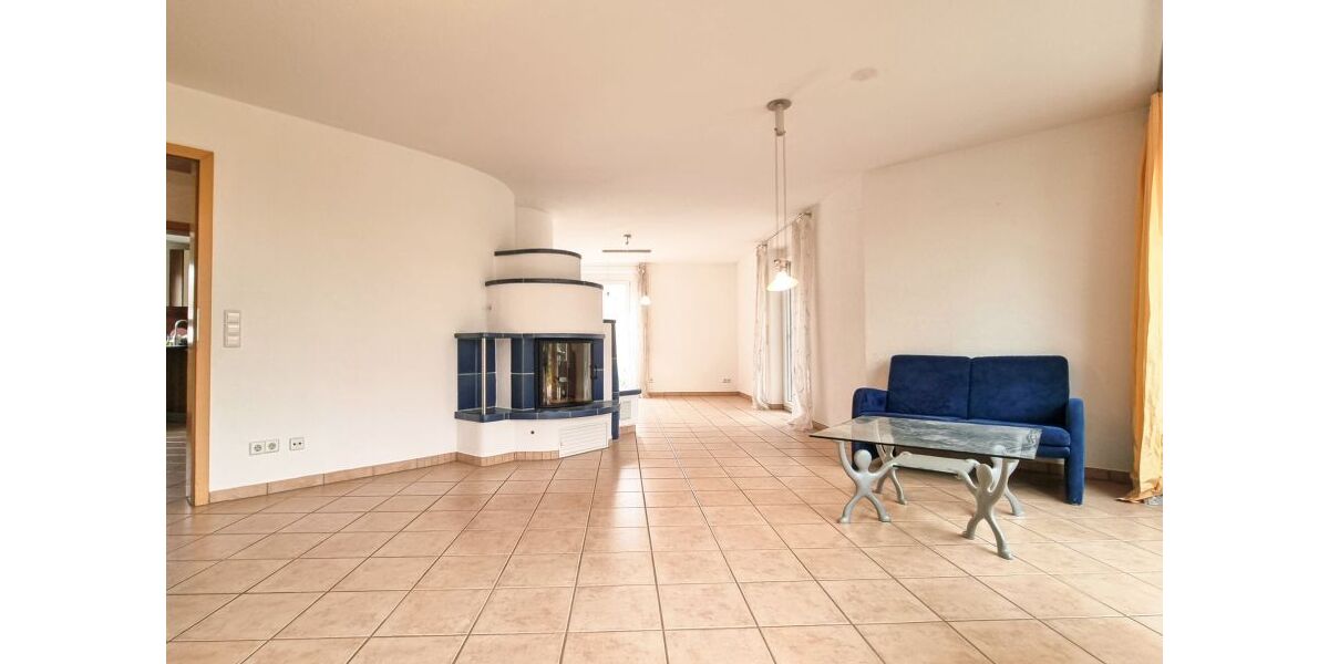 Provisionsfrei* Modernes Einfamilienhaus mit hochwertigem Anbau, Doppelgarage und Pool in Buggingen - Einfamilienhaus Buggingen Buggingen (Kernort) | Angebot:25967813