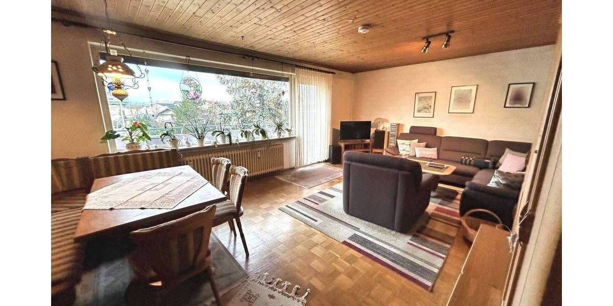 Etagenwohnung Breisach - 4 Zimmer, 102 m&sup2;, 285.000&euro; | Angebot:26094219