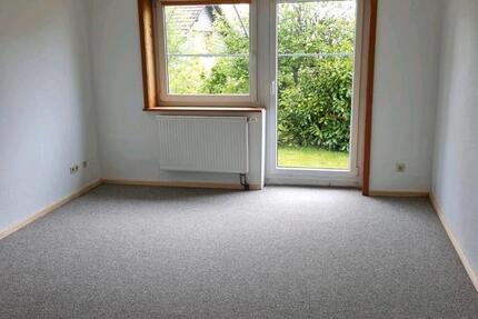 Schöne ruhige 4-Zi Woh. Mit Garten und Stellplatz in Neukirch 4 zimmer