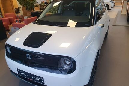 Honda e