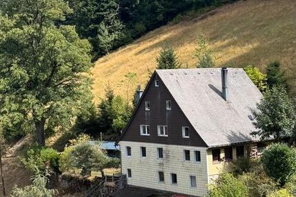 Haus Gütenbach - 7 Zimmer, 234 m&sup2;, 345.000&euro; | Angebot:27263676