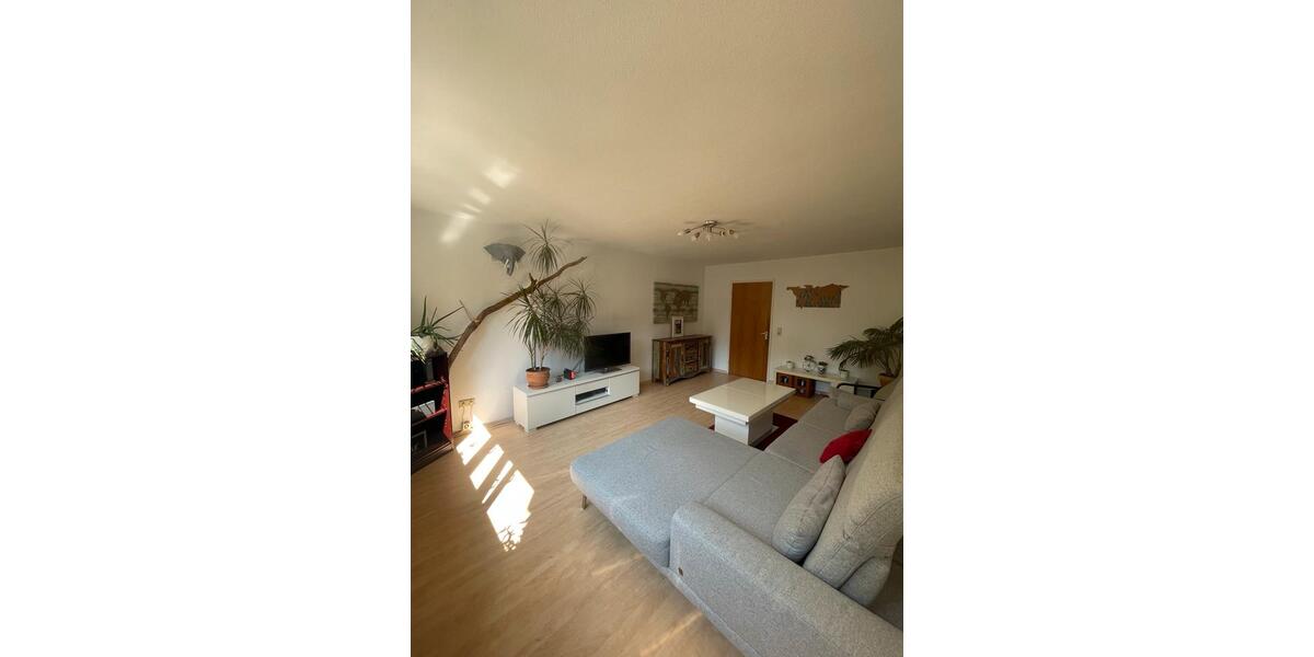 Etagenwohnung Freiburg im Breisgau Betzenhausen - 3.5 Zimmer, 81 m&sup2;, 350.000&euro; | Angebot:27223252