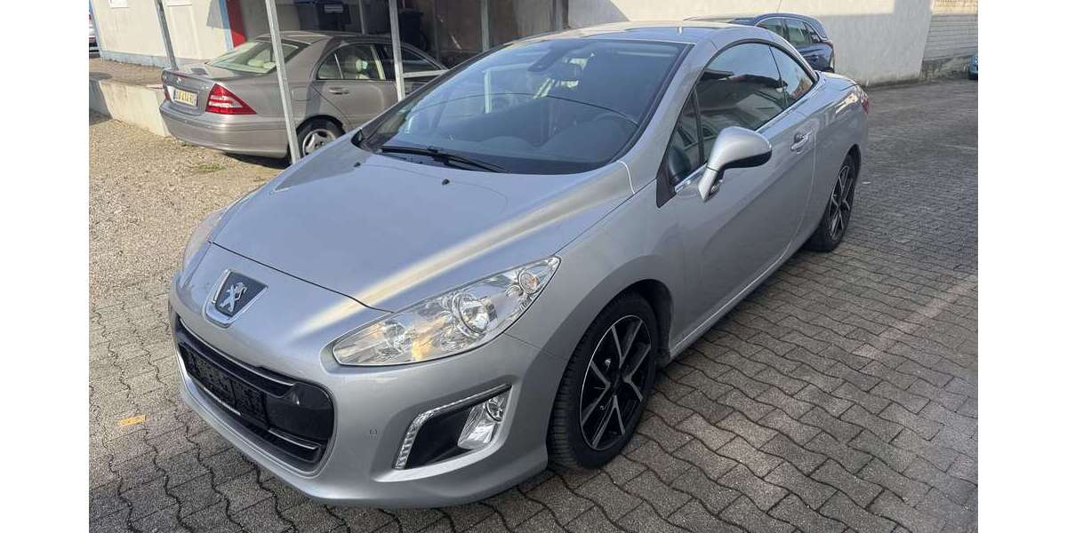 Peugeot 308 59.000 km 9.900 &euro; Bad Krozingen 79189