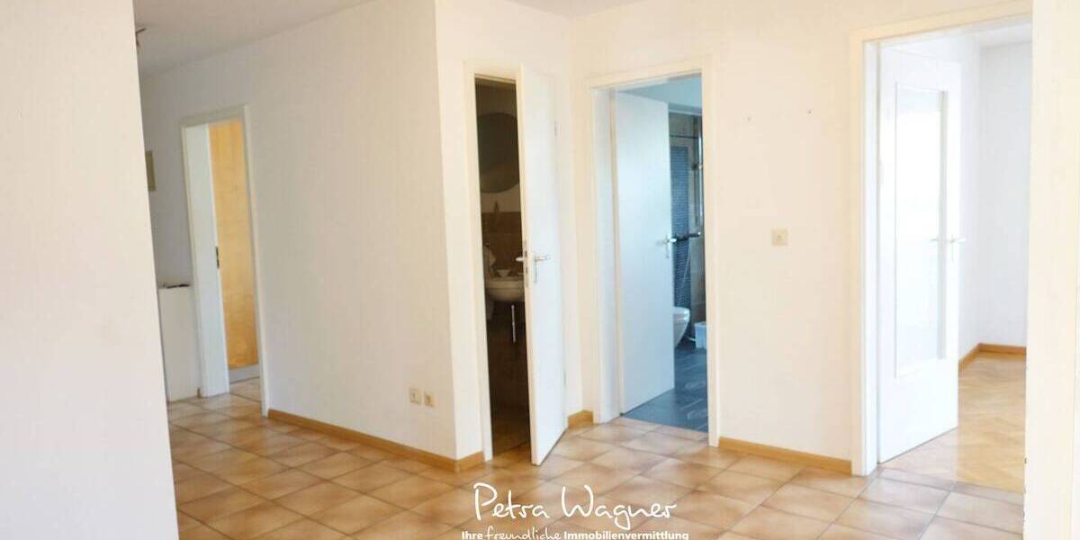 Etagenwohnung Schallstadt Mengen - 6 Zimmer, 166 m&sup2;, 578.000&euro; | Angebot:26470857