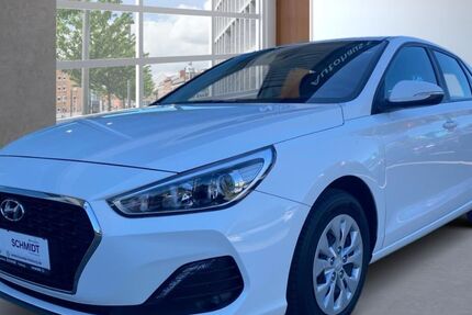 Hyundai i30 62.850 km 12.890 € Freiburg 79111