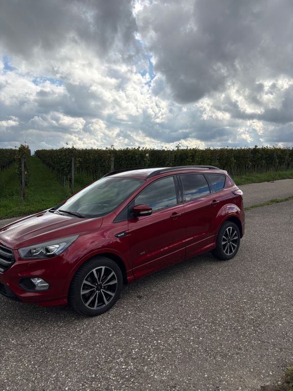 Ford Kuga 76.500 km 19.900 € Waldkirch 79183