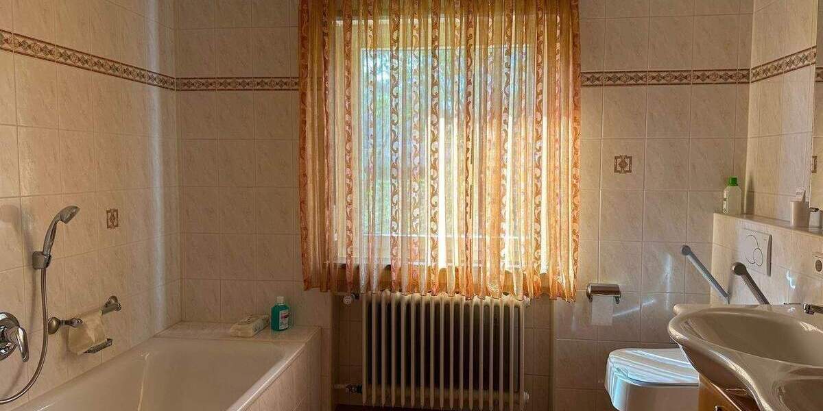 Mehrfamilienhaus, Wohnhaus Herbolzheim Tutschfelden - 1 Zimmer, 277 m&sup2;, 1.190.000&euro; | Angebot:24683064