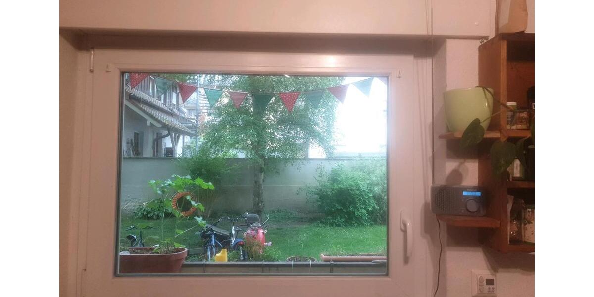Erdgeschoßwohnung Freiburg im Breisgau Brühl - 3 Zimmer, 100 m&sup2;, 500&euro; | Angebot:26463408