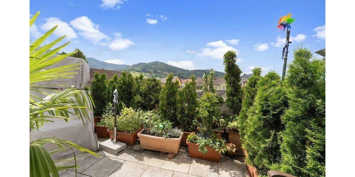 Etagenwohnung Waldkirch - 5 Zimmer, 118 m&sup2;, 459.000&euro; | Angebot:25697057