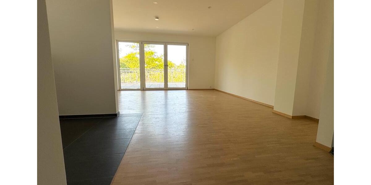Etagenwohnung Freiburg im Breisgau Munzingen - 3 Zimmer, 125 m&sup2;, 1.450&euro; | Angebot:26404839