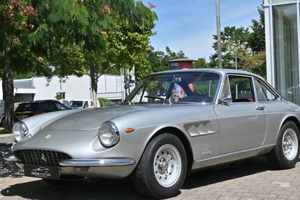 Ferrari 330 140.200 km 545.000 &euro; Freiburg 79108