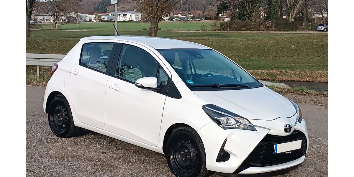 Toyota Yaris 85.400 km 10.900 &euro; Denzlingen 79211