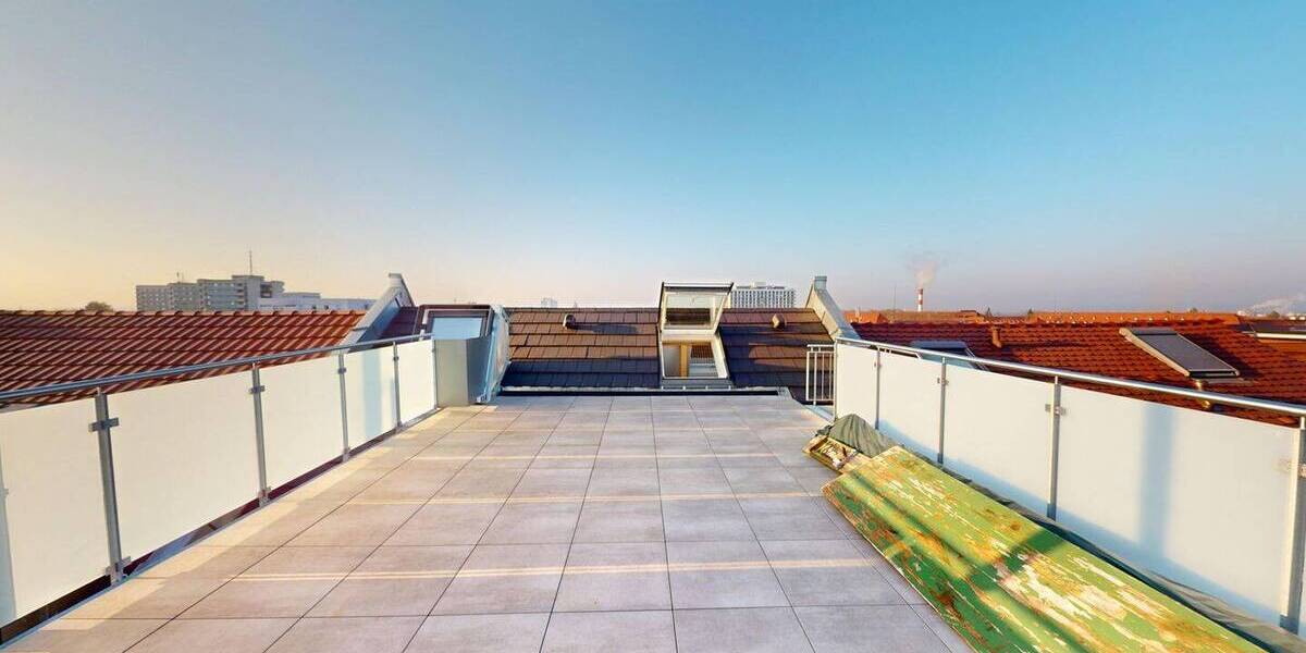 Etagenwohnung Freiburg Stühlinger - 2 Zimmer, 109 m&sup2;, 2.690&euro; | Angebot:26571760