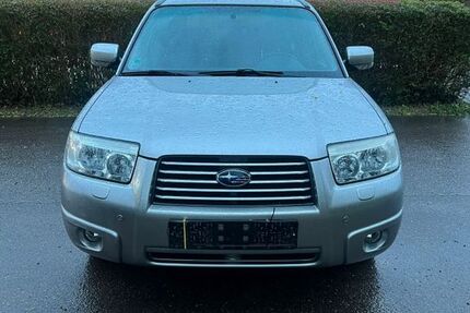 Subaru Forester 195.000 km 1.999 &euro; Bad krozingen 79189