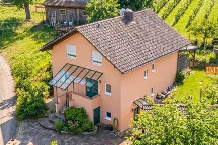 Haus Staufen im Breisgau - 6 Zimmer, 155 m&sup2;, 749.000&euro; | Angebot:26809518