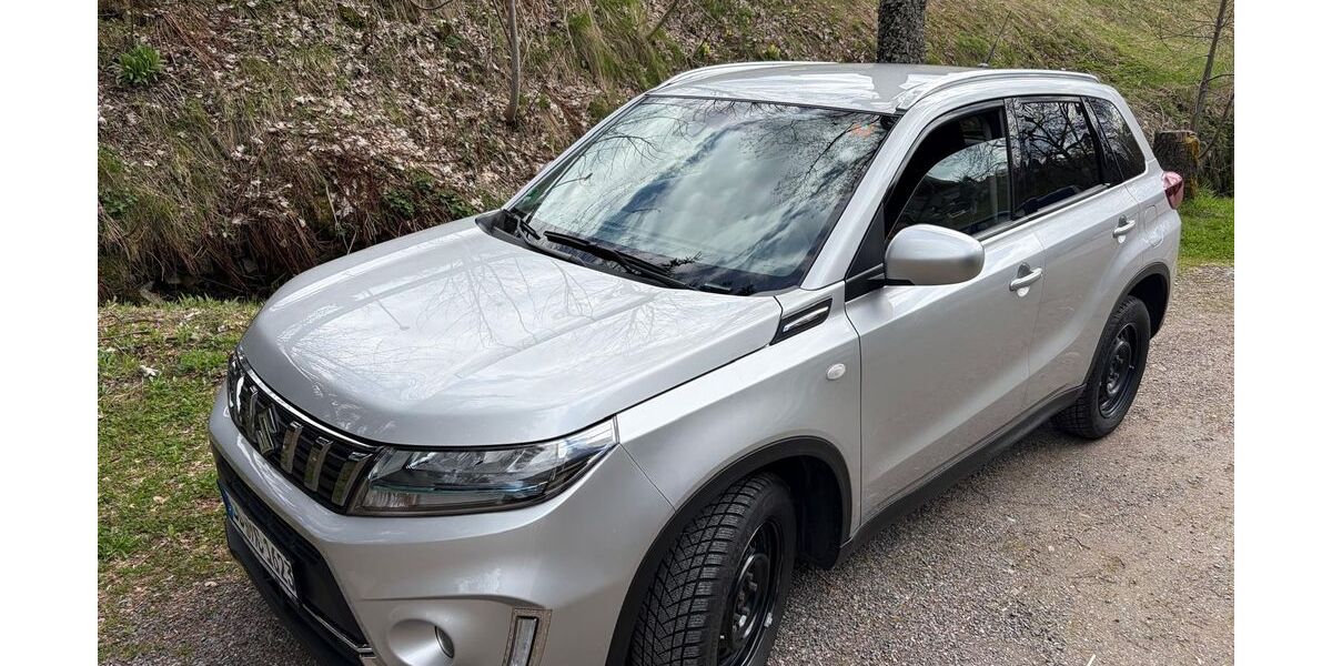 Suzuki Vitara 54.000 km 22.700 &euro; Freiburg 79102