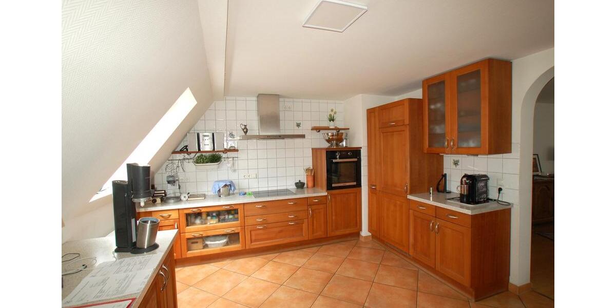 Dachgeschoßwohnung Hartheim am Rhein - 5 Zimmer, 132 m&sup2;, 1.584&euro; | Angebot:25106805