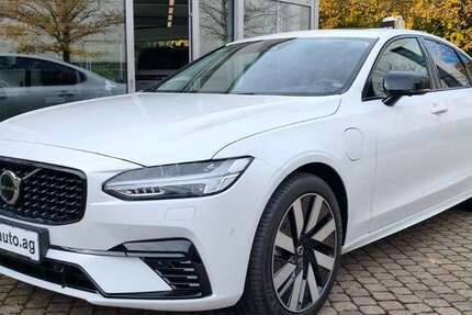 Volvo S90 2.000 km 54.888 € Freiburg 79111