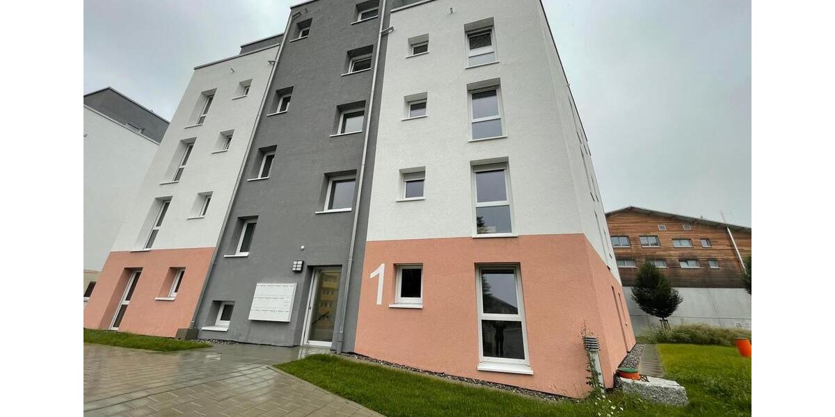 helle, schöne Neubau-Wohnung mit Balkon in Furtwangen (1) 3 zimmer