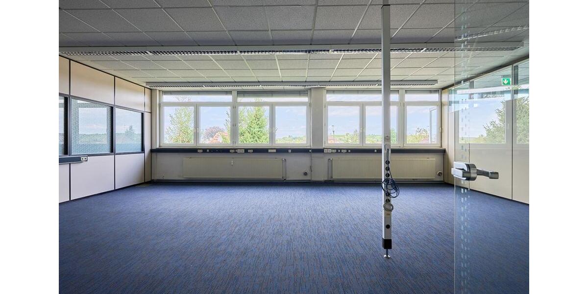 Gewerbeobjekt Teningen - 7&euro; | Angebot:23809319