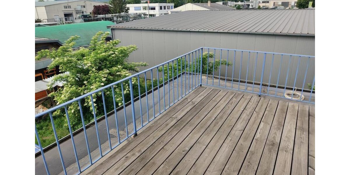 Einfamilienhaus Riegel am Kaiserstuhl - 4.5 Zimmer, 150 m&sup2;, 1.600&euro; | Angebot:26592161