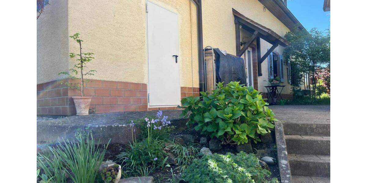 Etagenwohnung Ballrechten-Dottingen Dottingen - 3 Zimmer, 72 m&sup2;, 210.000&euro; | Angebot:20497454