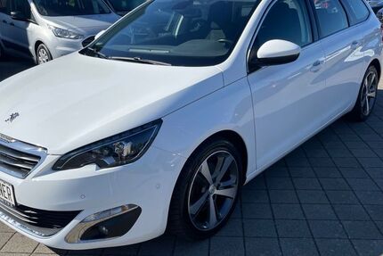 Peugeot 308 98.000 km 12.999 &euro; Endingen 79346