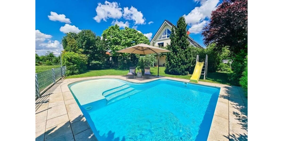 Provisionsfrei* Modernes Einfamilienhaus mit hochwertigem Anbau, Doppelgarage und Pool in Buggingen - Einfamilienhaus Buggingen Buggingen (Kernort) | Angebot:25967813