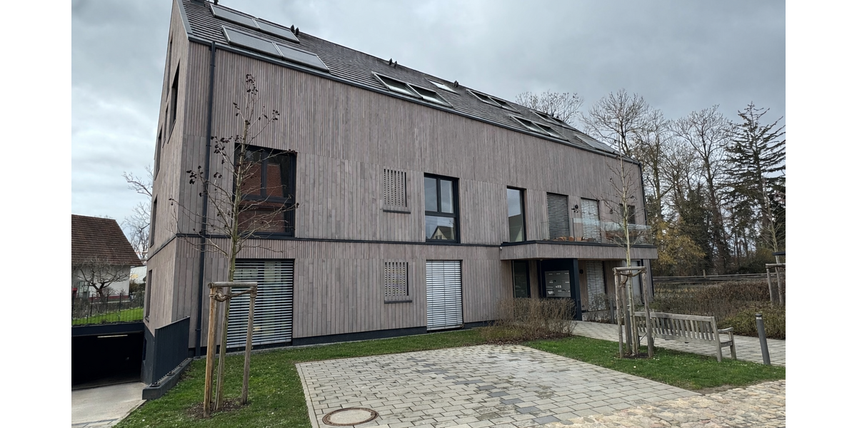 Etagenwohnung Bad Krozingen - 3 Zimmer, 145 m&sup2;, 2.350&euro; | Angebot:25270730