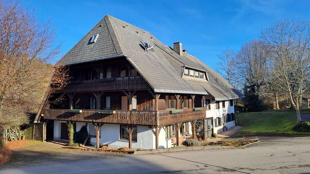 Einfamilienhaus Lenzkirch-Kappel Kappel - 22 Zimmer, 436 m&sup2;, 495.000&euro; | Angebot:25273957