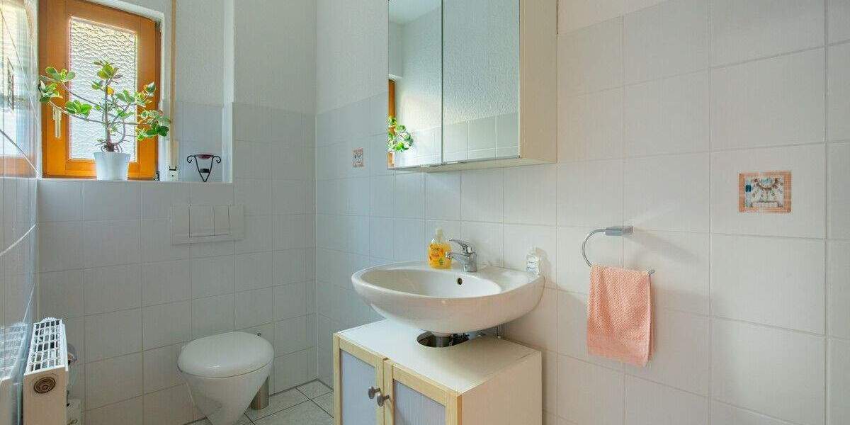 Doppelhaushälfte Titisee-Neustadt Neustadt - 6 Zimmer, 166 m&sup2;, 475.000&euro; | Angebot:24268353