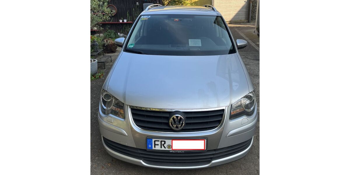 VW Touran 302.000 km 2.222 &euro; Gottenheim 79288