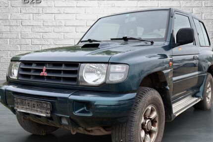 Mitsubishi Pajero 310.000 km 3.250 &euro; Ihringen / bei Freiburg im Breisgau 79241