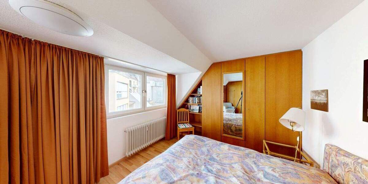 Etagenwohnung Freiburg Altstadt - 2 Zimmer, 70 m&sup2;, 490.000&euro; | Angebot:23000846