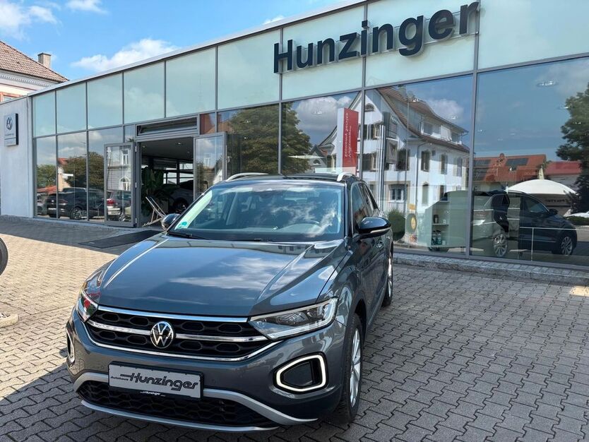 VW T-Roc 17.584 km 29.890 € Buggingen-Seefelden 79426