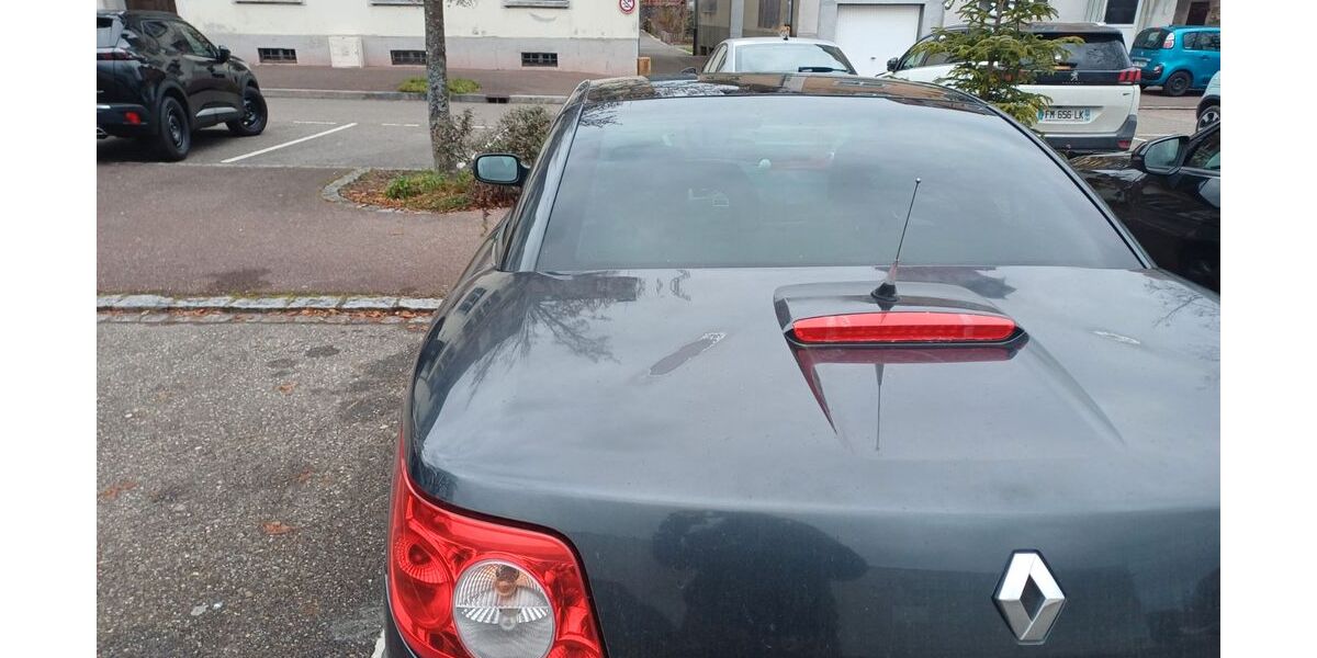 Renault Megane 173.000 km 1.560 &euro; Müllheim 79379