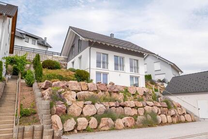 Haus Titisee-Neustadt Neustadt - 7 Zimmer, 145 m&sup2;, 689.000&euro; | Angebot:27194788