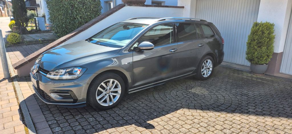 VW Golf 108.000 km 14.699 &euro; March 79232