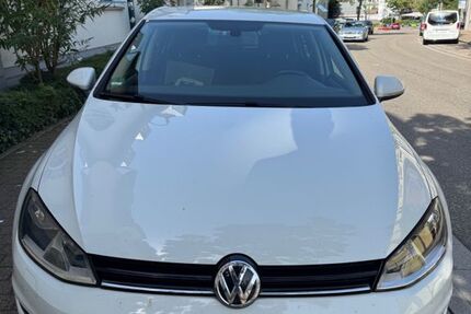 VW Golf 193.395 km 7.900 € Freiburg 79104