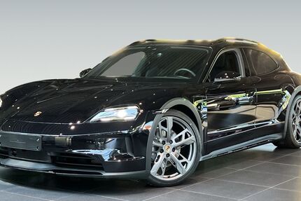 Porsche Taycan 12.900 km 94.800 € Freiburg 79115