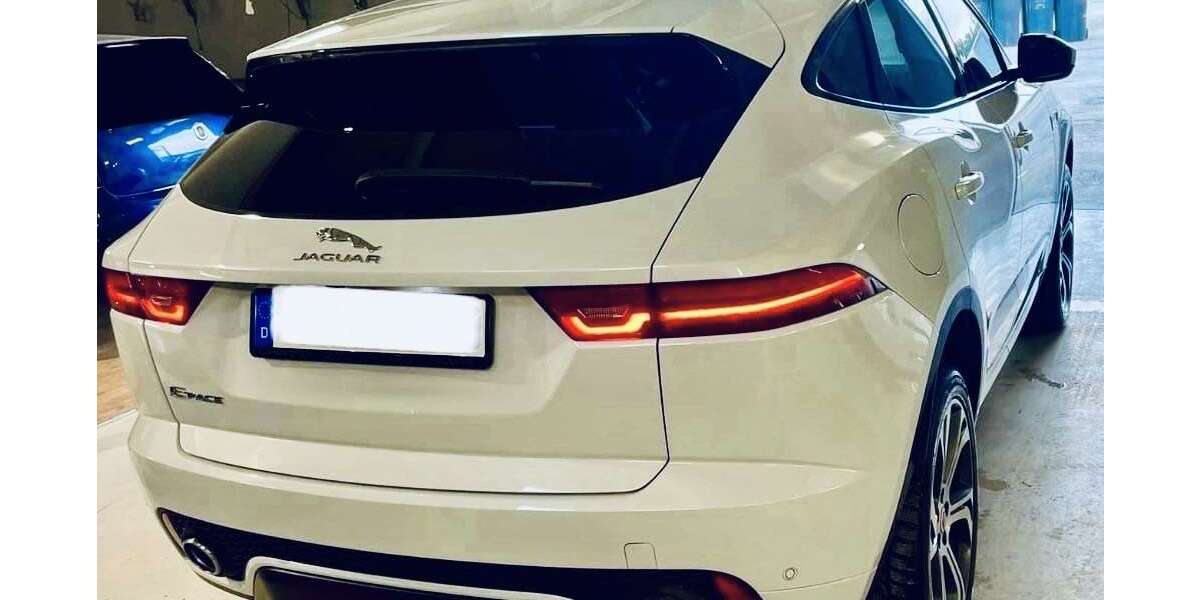 Jaguar E-Pace 105.000 km 22.900 &euro; Freiburg Im Breisgau 79115