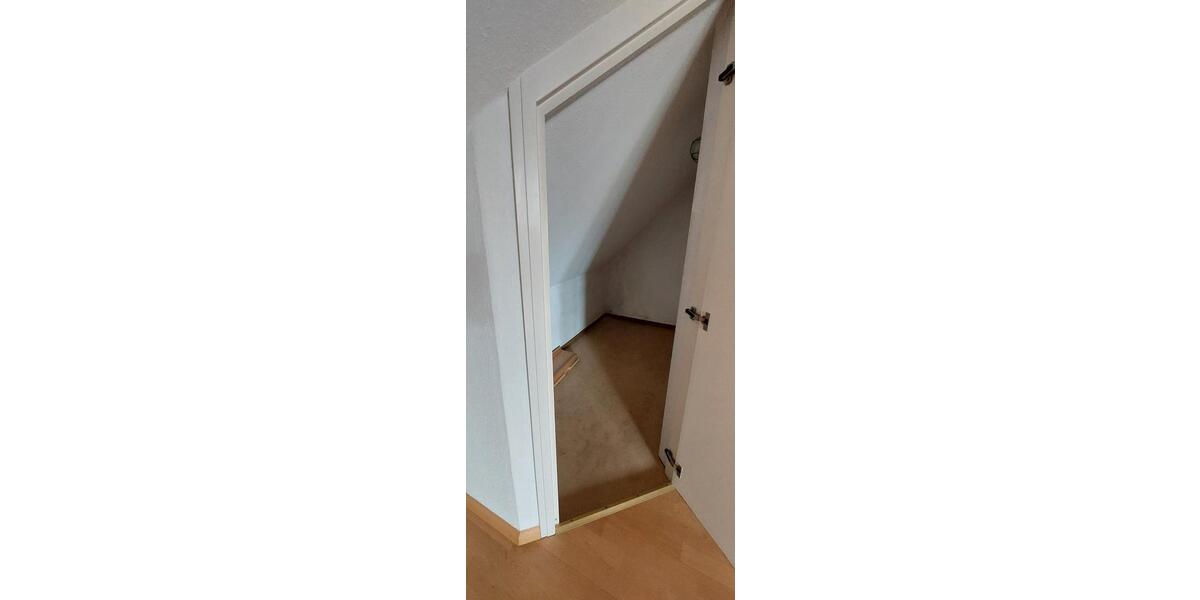 Dachgeschoßwohnung Freiburg im Breisgau Brühl - 1 Zimmer, 50 m&sup2;, 1.200&euro; | Angebot:26041982