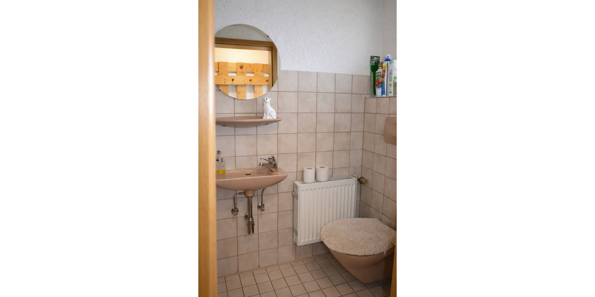 Einfamilienhaus Titisee-Neustadt Neustadt - 5 Zimmer, 160 m&sup2;, 420.000&euro; | Angebot:25173329