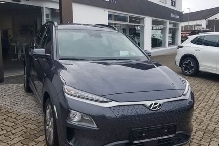 Hyundai KONA 34.150 km 22.490 € Emmendingen-Kollmarsreute 79312