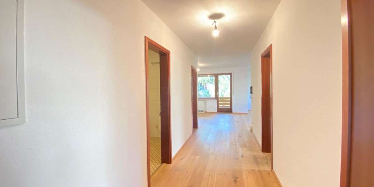 Etagenwohnung Staufen im Breisgau - 2 Zimmer, 85 m&sup2;, 325.000&euro; | Angebot:23875826