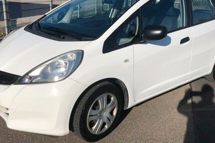 Honda Jazz 222.145 km 2.850 &euro; Freiburg 79102