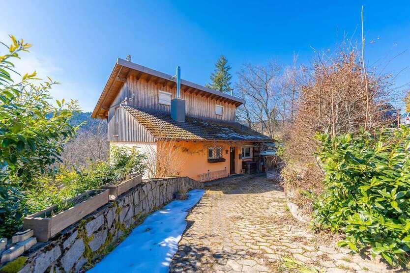 Haus zum Kaufen in Kleines Wiesental 295.000 € 194 m²