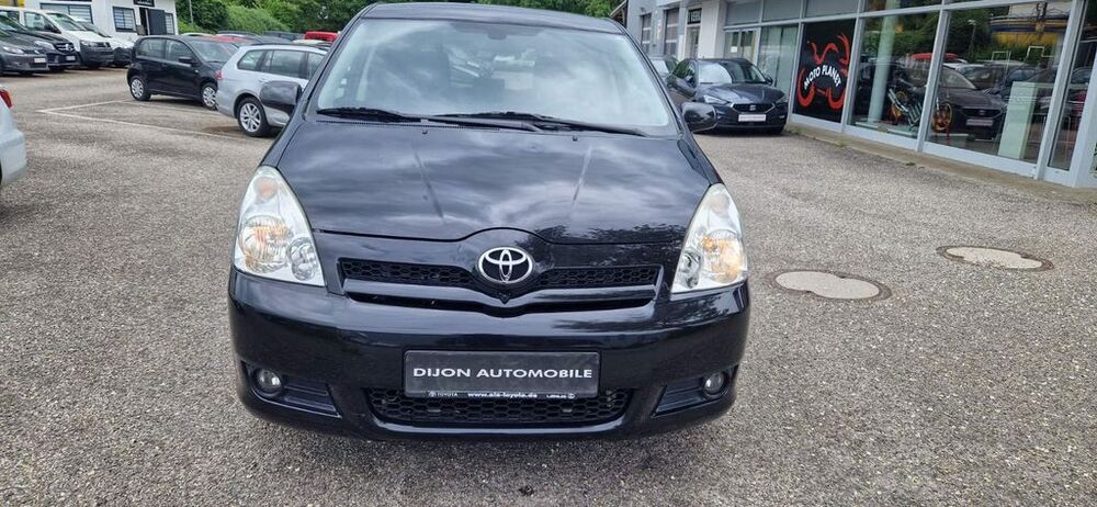 Corolla Verso