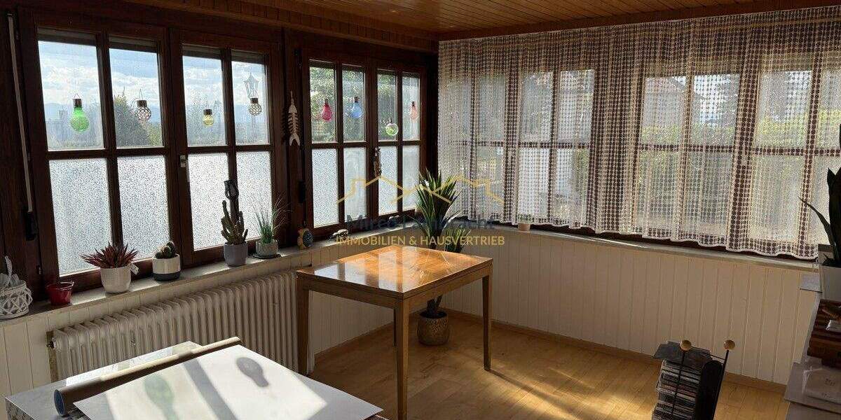 Etagenwohnung Breisach am Rhein Breisach - 3 Zimmer, 107 m&sup2;, 355.000&euro; | Angebot:25728500